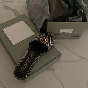 Real cute Tom ford with a little platform